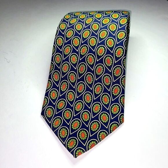Paul Fredrick hand tailored silk tie made in USA - Picture 7 of 7